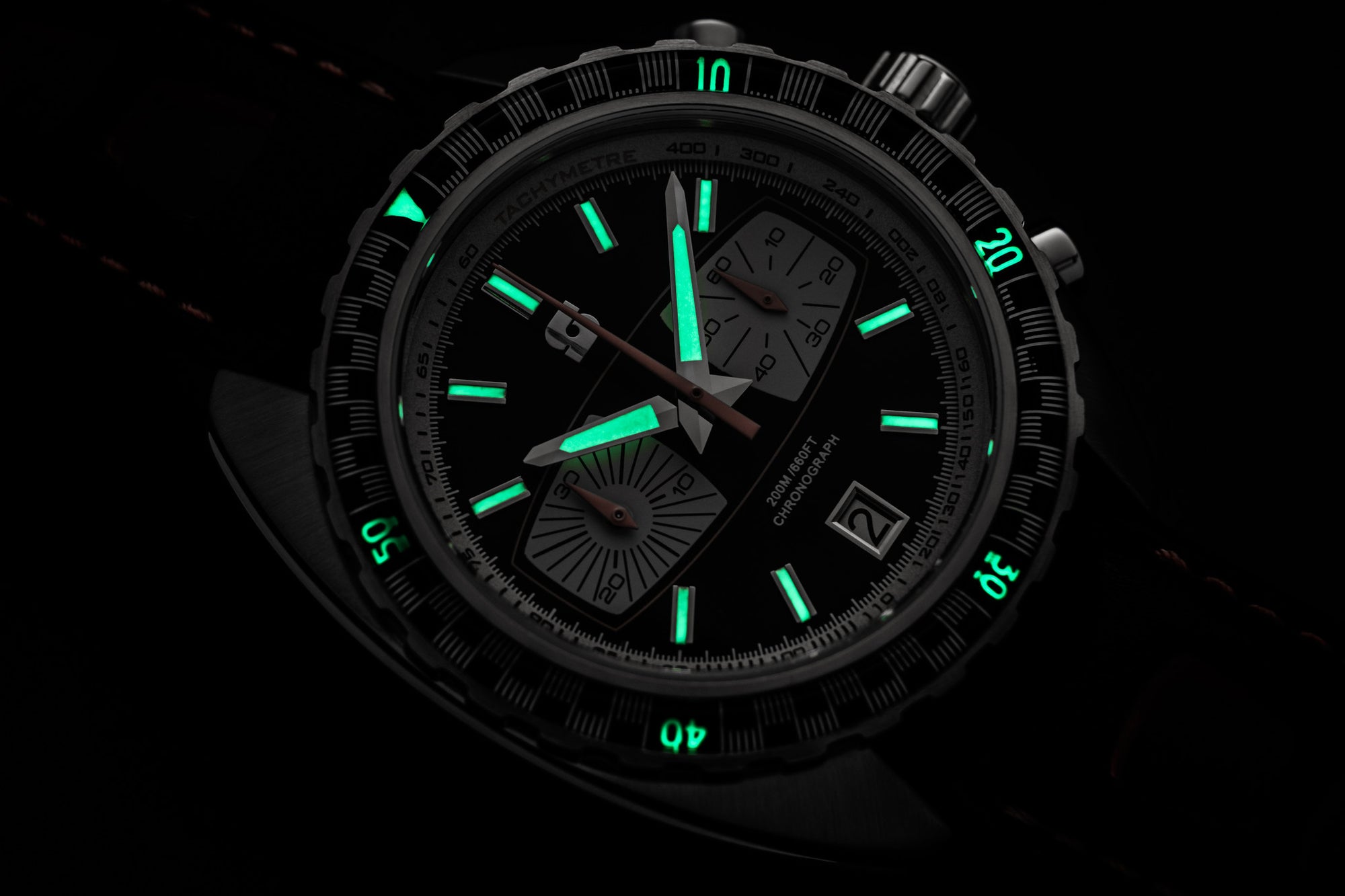 Straton watch lume shot