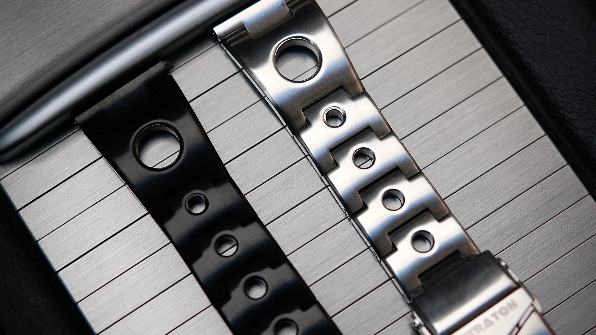 Stainless Steel Rally Bracelet - Straton Watch Company