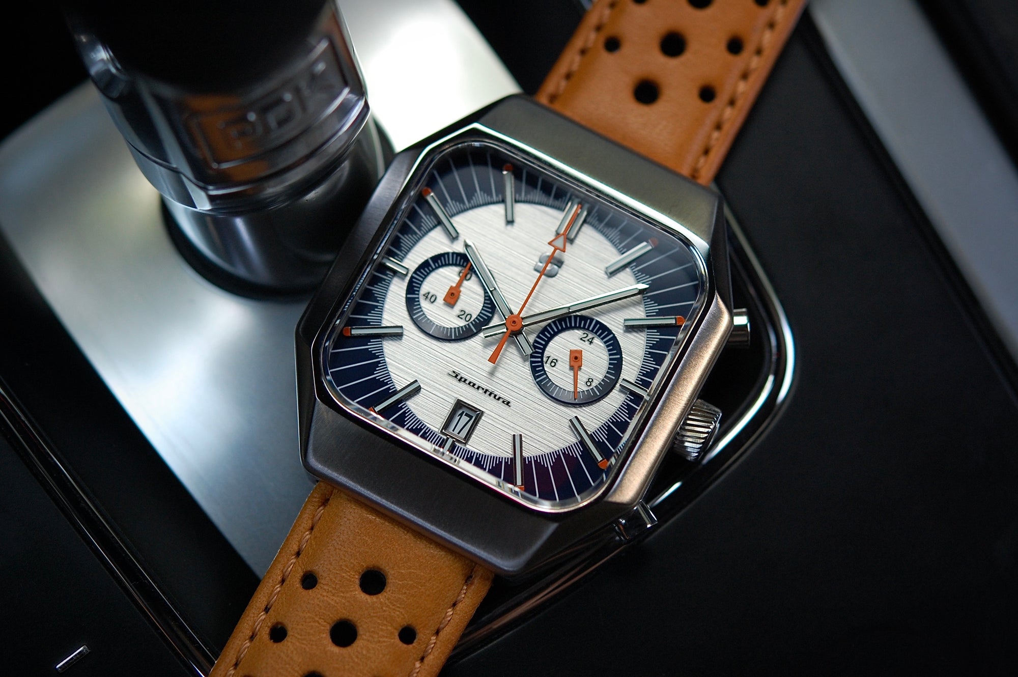 Straton Sportiva and Volante