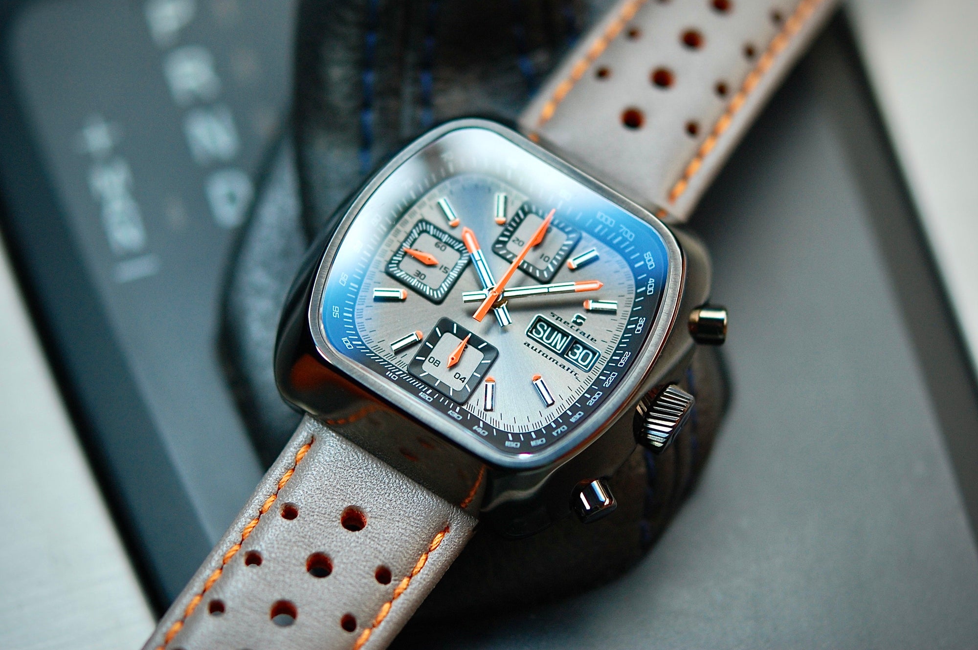 Straton Speciale Automatic or Quartz