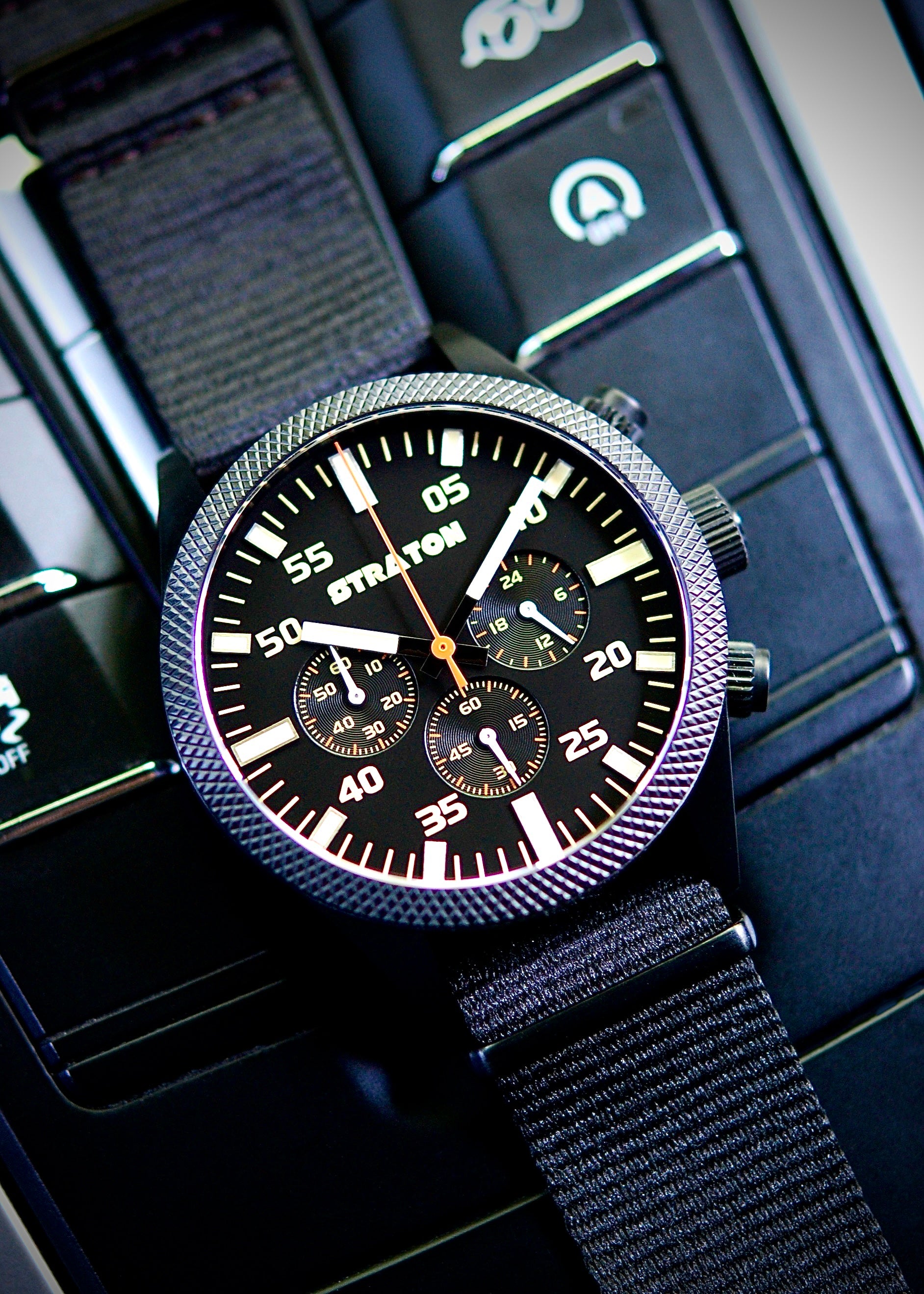 Vintage Driver Chrono watch - Straton Watch Company